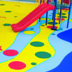 PAVIMENTO DE CAUCHO CONTÍNUO